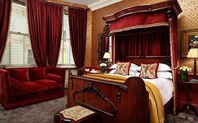 The Gore Hotel – Starhotels Collezione